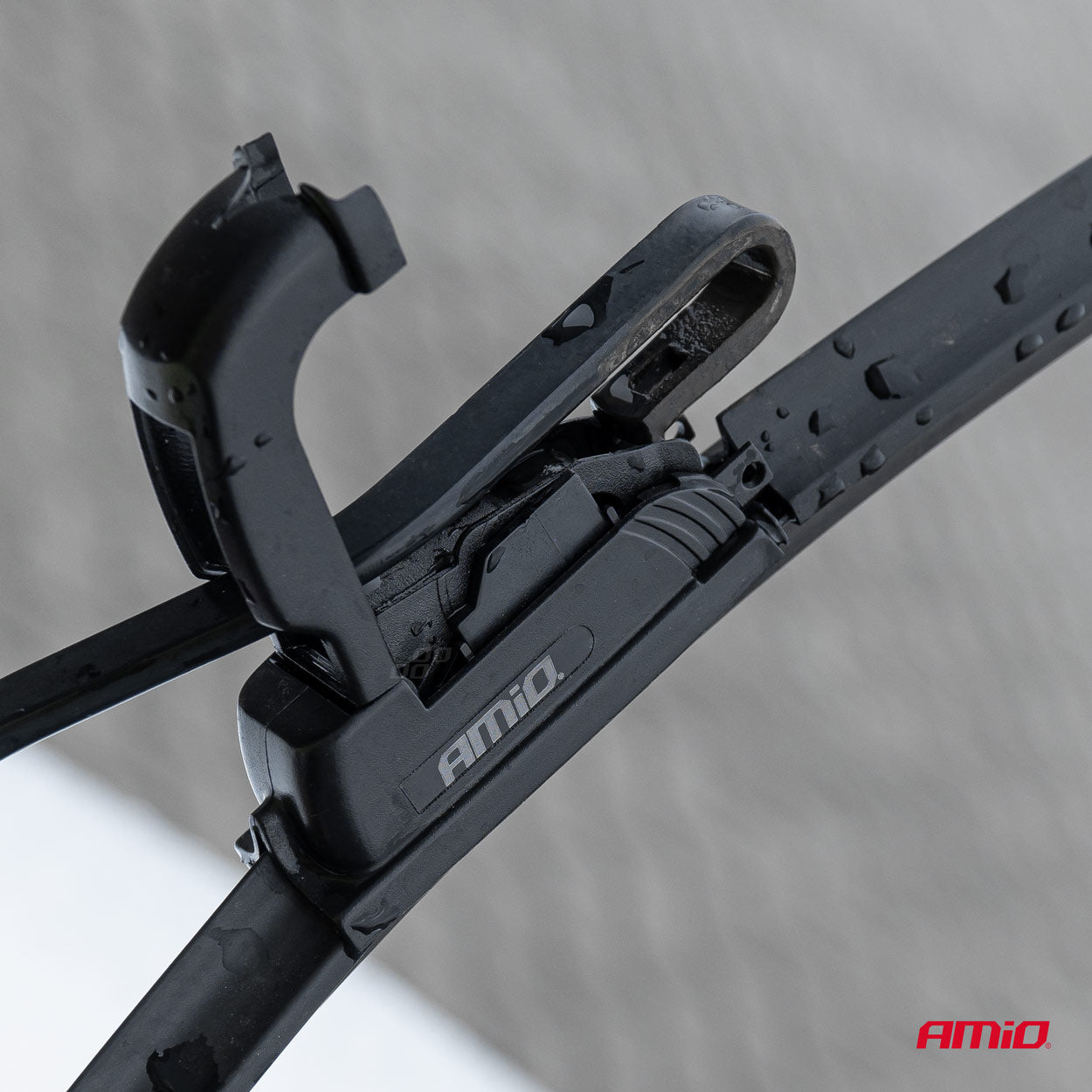 Pióro wycieraczki  AMiO U-Type 21" 530mm 53cm uniwersalna AMIO-01181